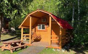 Revelstoke rv & Cabin Resort